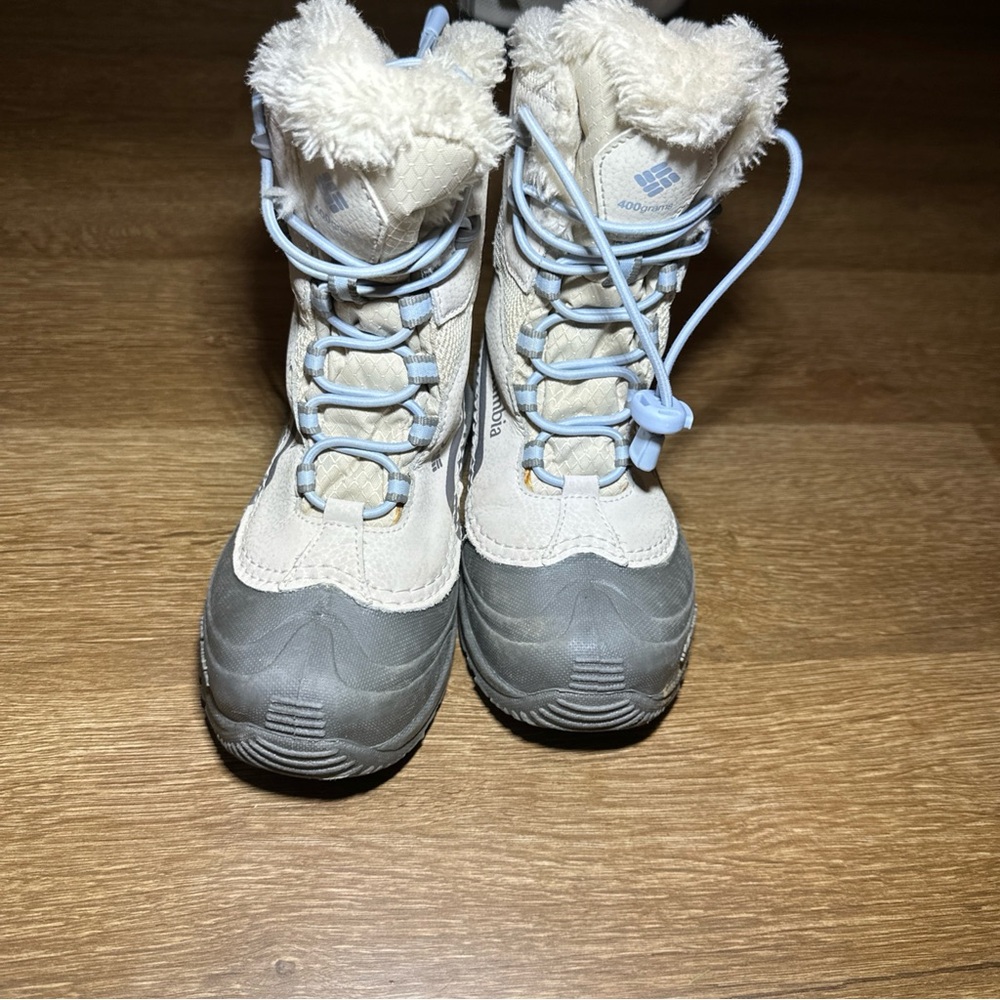 Columbia Bugaboot Plus IV Girls Snow Boots Size 2 Beige Gray Waterproof Faux Fur